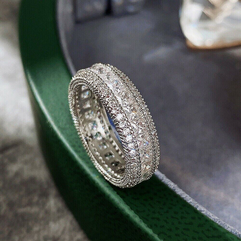 Men's And Women's Niche Hip Hop Ring Micro-inlaid