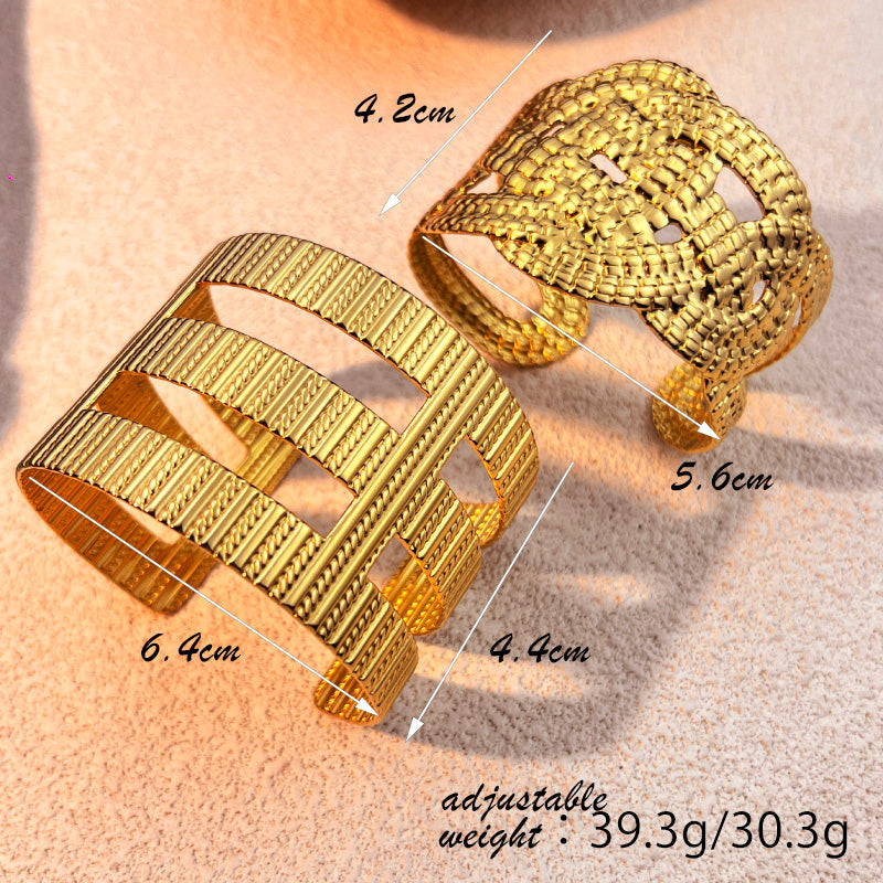 Elegant Classic Style Solid Color 304 Stainless Steel 18K Gold Plated Wide Bracelet In Bulk