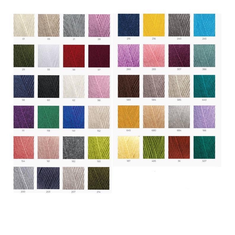 "Clasic Twist" the cardigan that has it all.