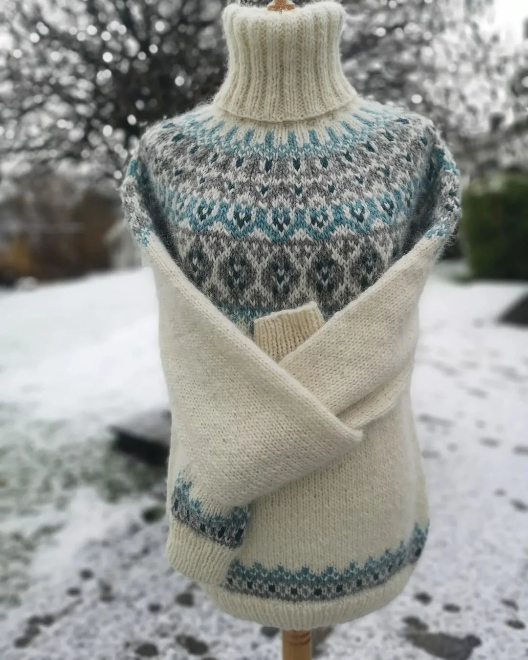 "Snow Dream"unisex knitted turtleneck
