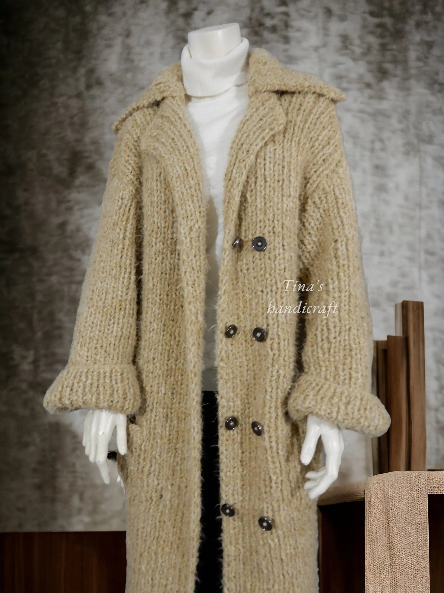 Maximalist woolen jacket