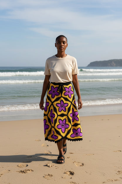 Solar Bloom Granny Square Häkelrock – Handgestrickter Maxirock in leuchtendem Lila und Gold | Boho-Festival-Kleidung