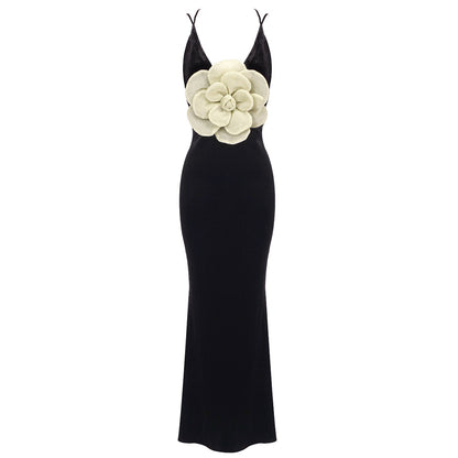 Schwarzes, rückenfreies, figurbetontes Camisole-Kleid mit goldenem Blumenmuster