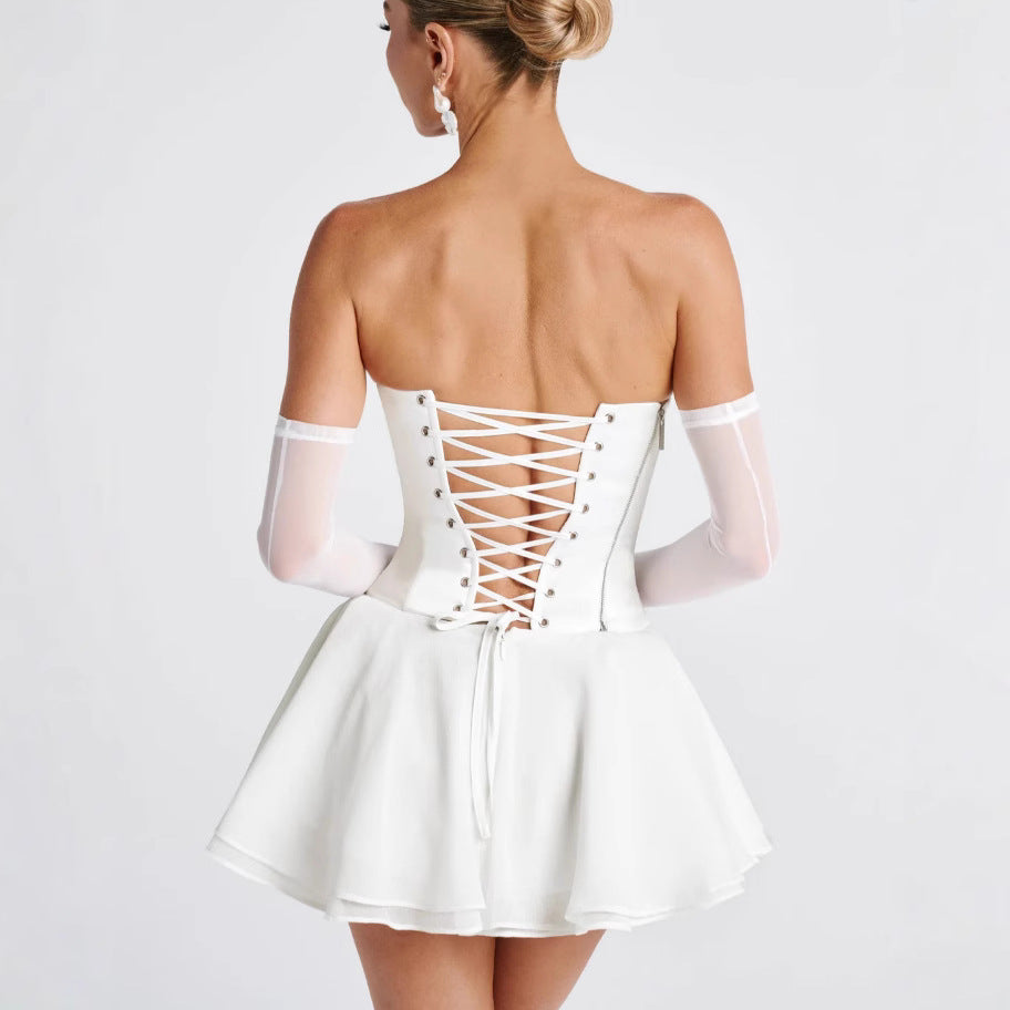 Französisches, einfarbiges Tube-Top-Kleid mit Ärmeln