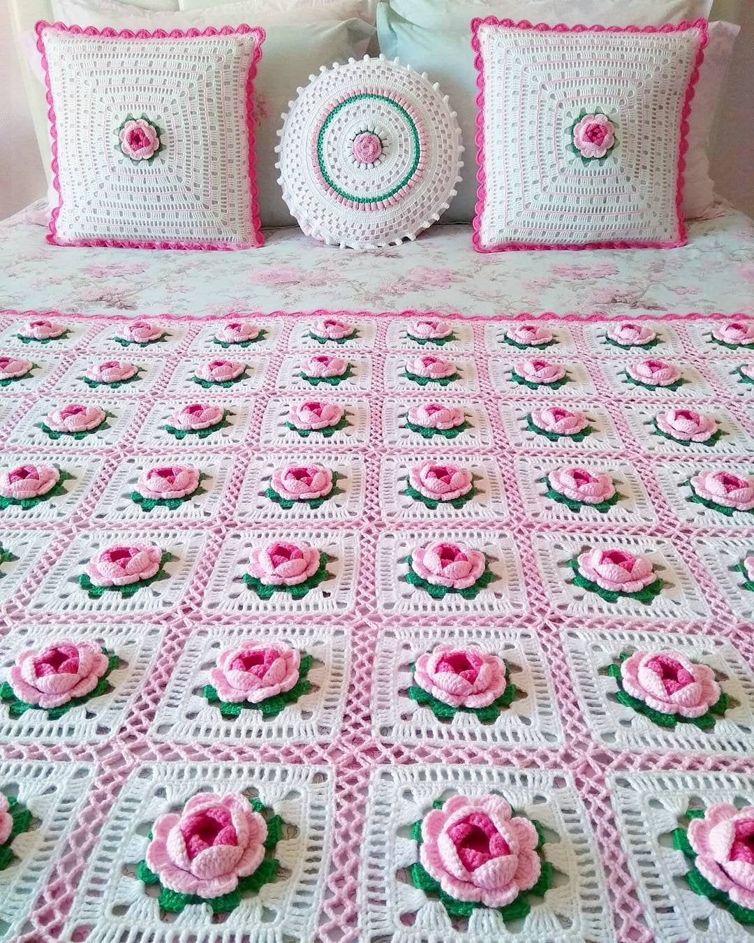 Crochet blanket granny squares motif's with flower's & cushion's