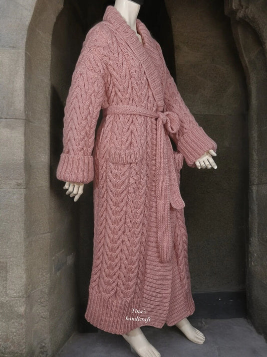 "Classic style,modern aesthetics" knitted cardigan
